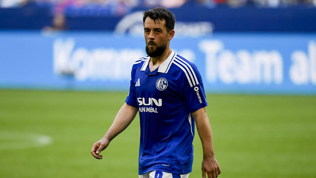Amin Younes ist unzufrieden mit sich und der Saison des FC Schalke 04 Amin Younes ist unzufrieden mit sich und der Saison des FC Schalke 04