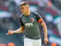 Alfred Finnbogason wird weiter für den FC Augsburg stürmen
