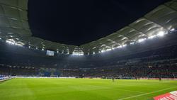 St. Pauli gegen den HSV: Public Viewing im Volksparkstadion