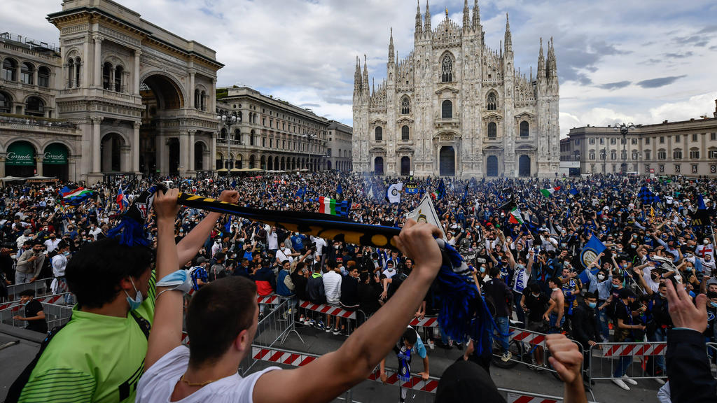 Serie A » News » Inter fans party in Milan after 19th Serie A title triumph