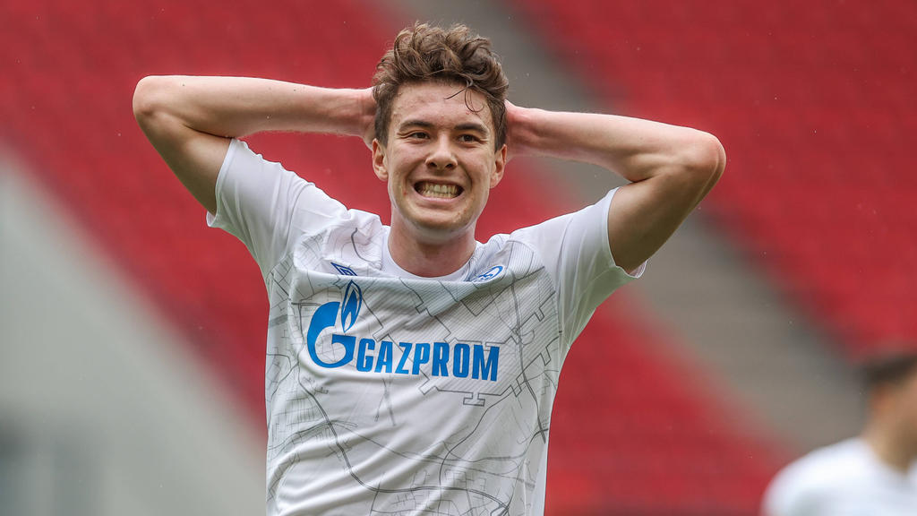 Verlässt Matthew Hoppe den FC Schalke 04? Verlässt Matthew Hoppe den FC Schalke 04?