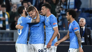 Lazio Rom verhinderte eine vorzeitige Meisterschaft von Neapel