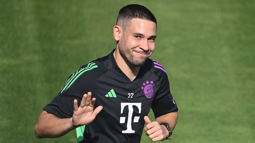 Raphael Guerreiro wechselte vom BVB zum FC Bayern Raphael Guerreiro wechselte vom BVB zum FC Bayern
