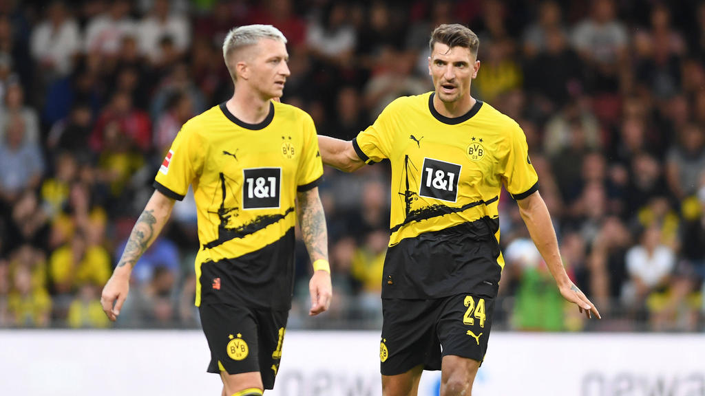BVB-Flop Thomas Meunier (r.) steht vor einem Wechsel BVB-Flop Thomas Meunier (r.) steht vor einem Wechsel