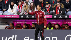 Dino Toppmöller hat Bayern-Cheftrainer Julian Nagelsmann erneut an der Seitenlinie vertreten
