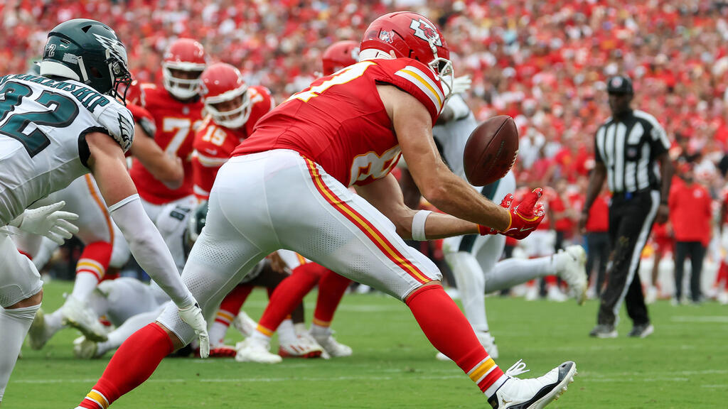 Travis Kelce ließ einen Pass von Patrick Mahomes durch die Hände flutschen