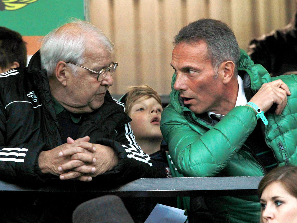 Noch-Rapid-Präsident Rudolf Edlinger mit seinem designierten Nachfolger Michael Krammer. Noch-Rapid-Präsident Rudolf Edlinger mit seinem designierten Nachfolger Michael Krammer.