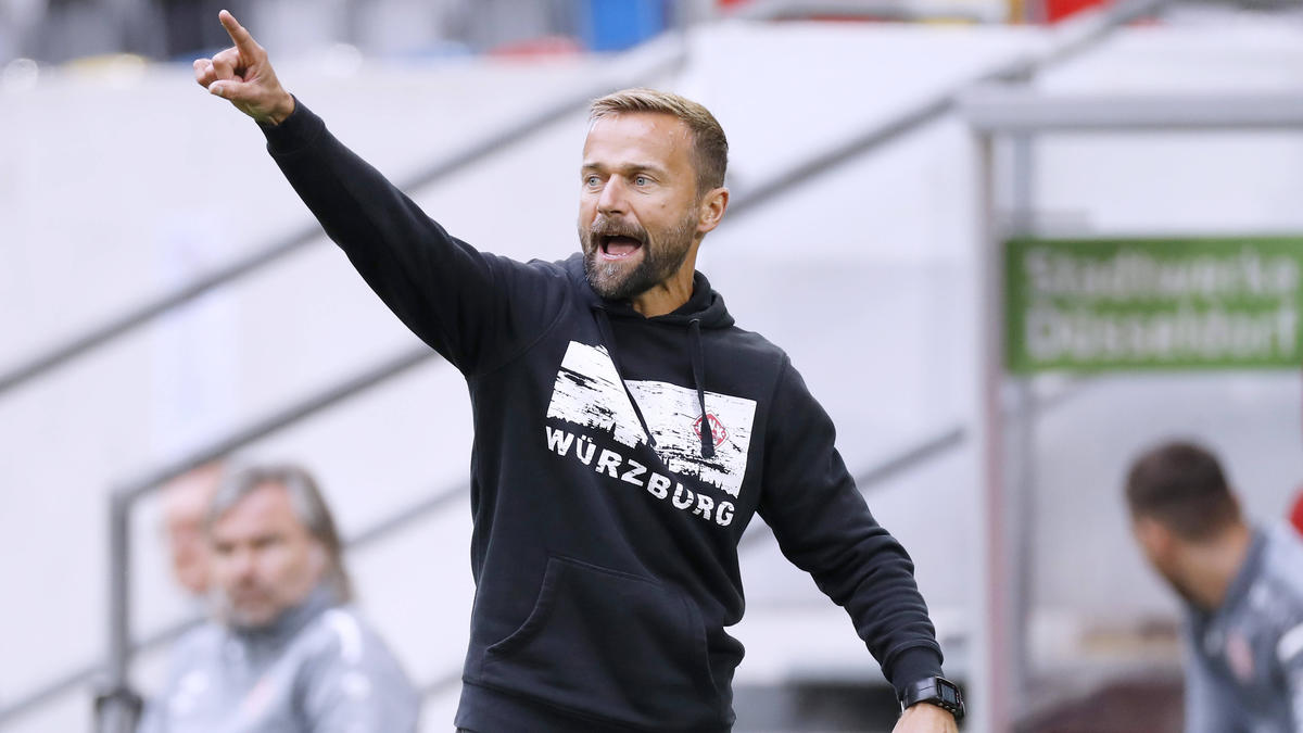Michael Schiele ist nicht mehr Trainer der Würzburger Kickers Michael Schiele ist nicht mehr Trainer der Würzburger Kickers
