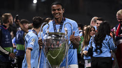 Manuel Akanji gewann mit Manchester City in seiner ersten Saison gleich drei große Titel