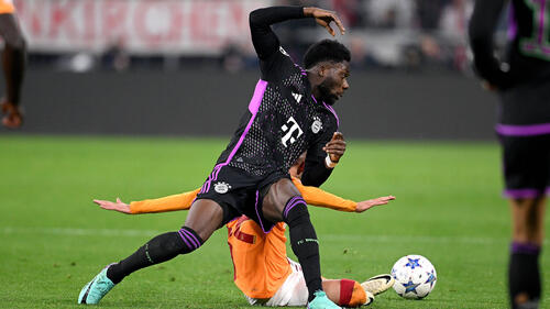 Alphonso Davies sẽ tiếp tục chơi cho FC Bayern trong bao lâu?