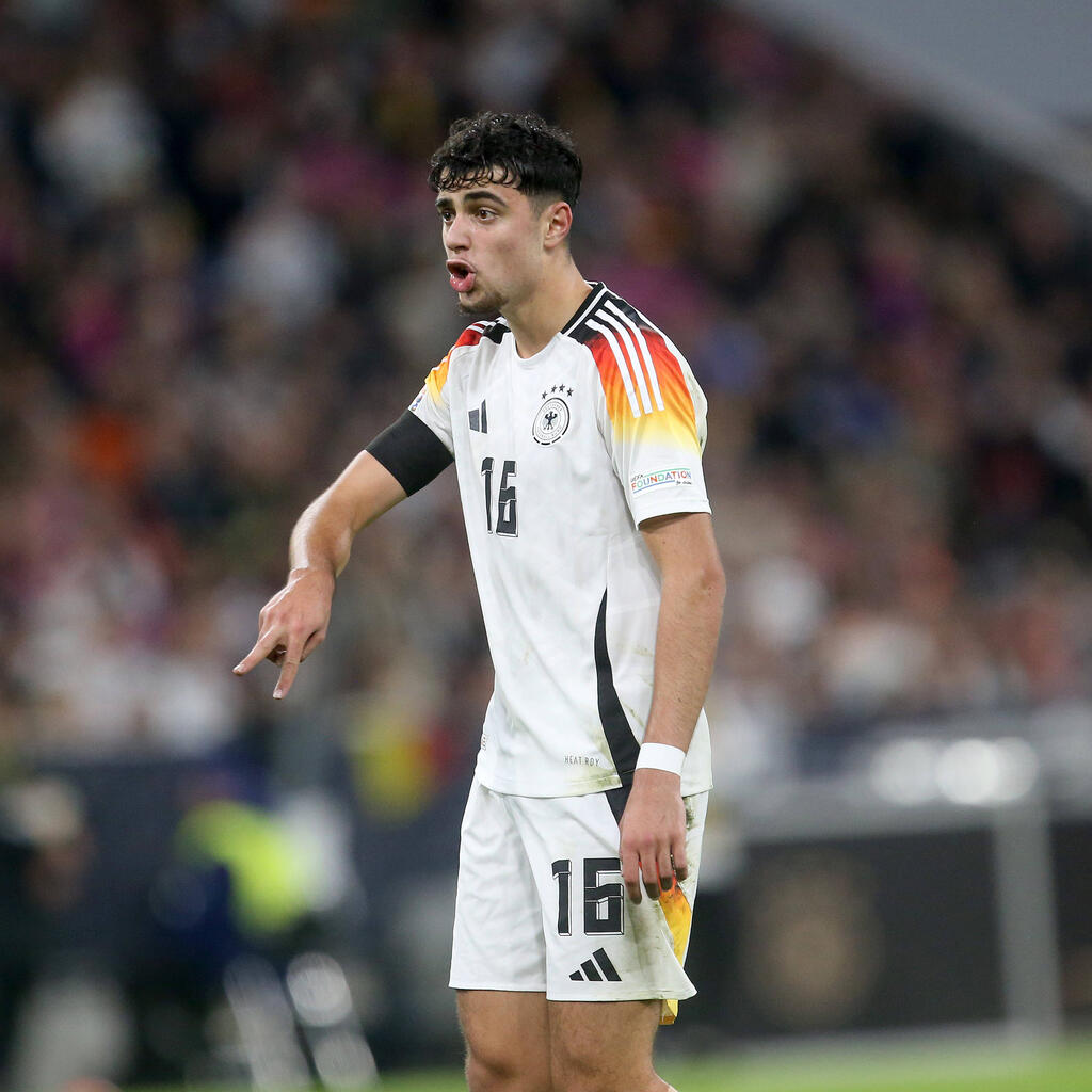 Aleksandar Pavlovic (FC Bayern)