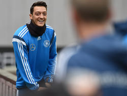 Özil ist zum vierten Mal Nationalspieler des Jahres