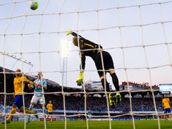 Nolito marcando el primer gol ante el FC Barcelona. (Foto: Getty)