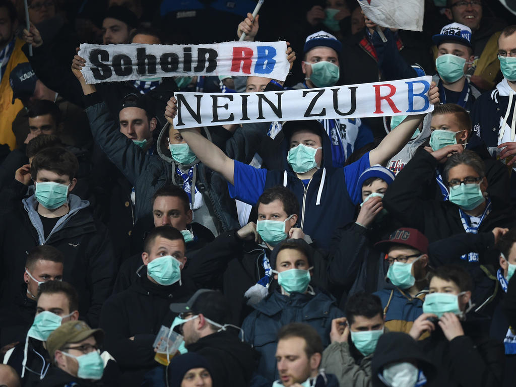 Viele Fangruppen protestieren gegen RB Leipzig