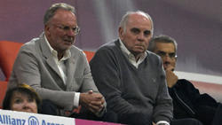 Uli Hoeneß (r.) und Karl-Heinz Rummenigge waren zuletzt wieder für die Kaderplanung beim FC Bayern mitverantwortlich