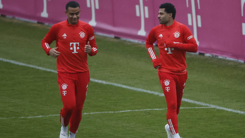 Tarek Buchmann (l.) spielt seit 2019 für den FC Bayern