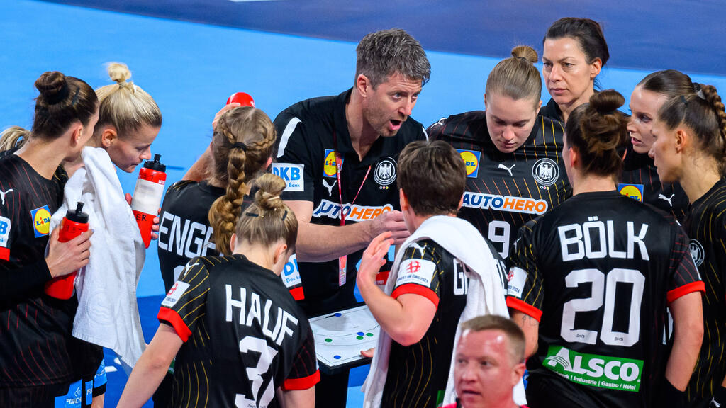 Nach schwankenden EM-Auftritten zählt für die DHB-Frauen im letzten Turnierspiel gegen Slowenien nur ein Sieg
