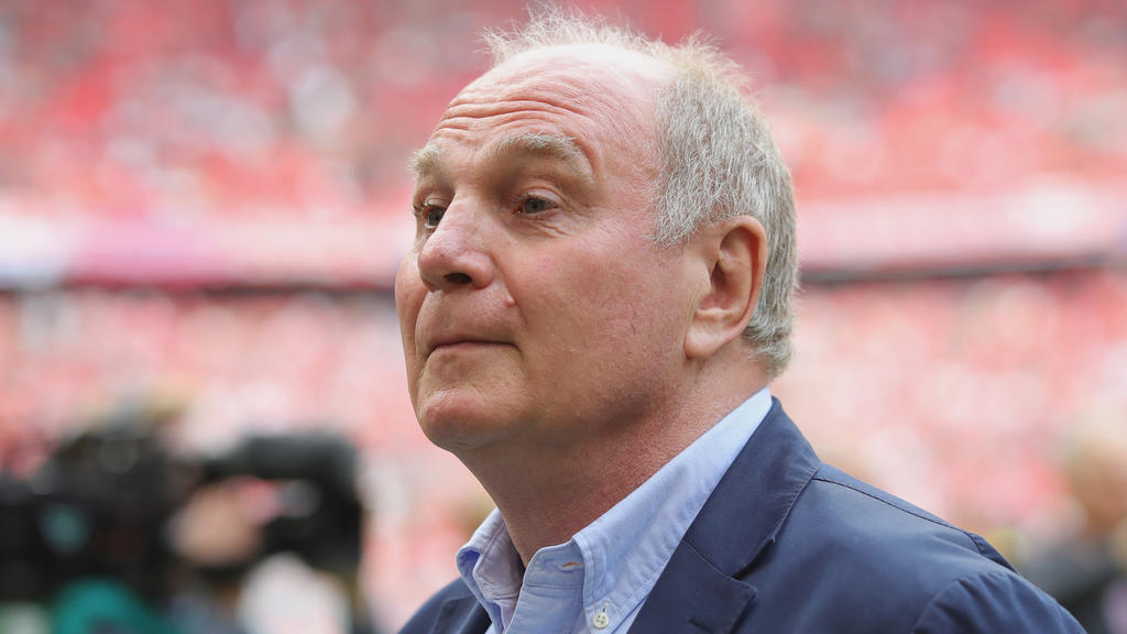 Uli Hoeneß und Co. sollen ein Talent aus Südafrika beobachten Uli Hoeneß und Co. sollen ein Talent aus Südafrika beobachten