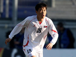 Kim Yong Jun con la camiseta de la selección nacional coreana. (Foto: Getty)
