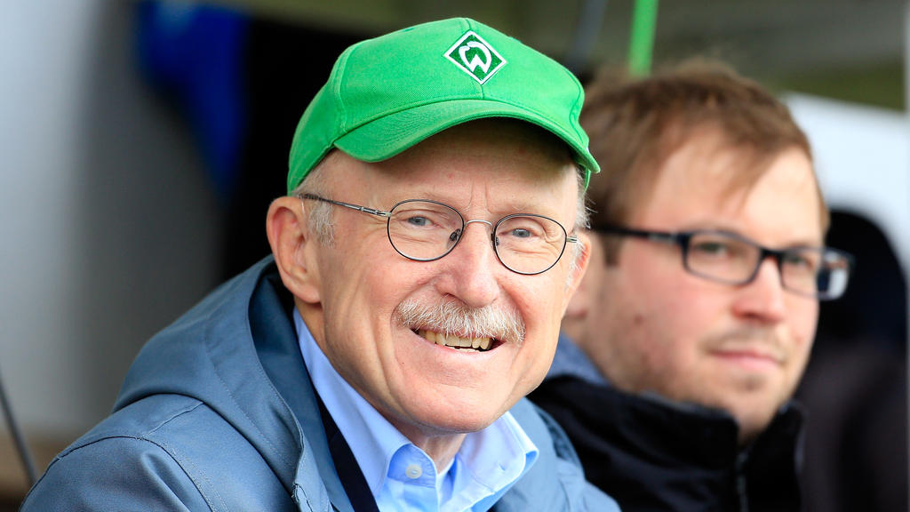 Willi Lemke und der scheidende Bayern-Präsident Uli Hoeneß haben ihren Dauerstreit beendet