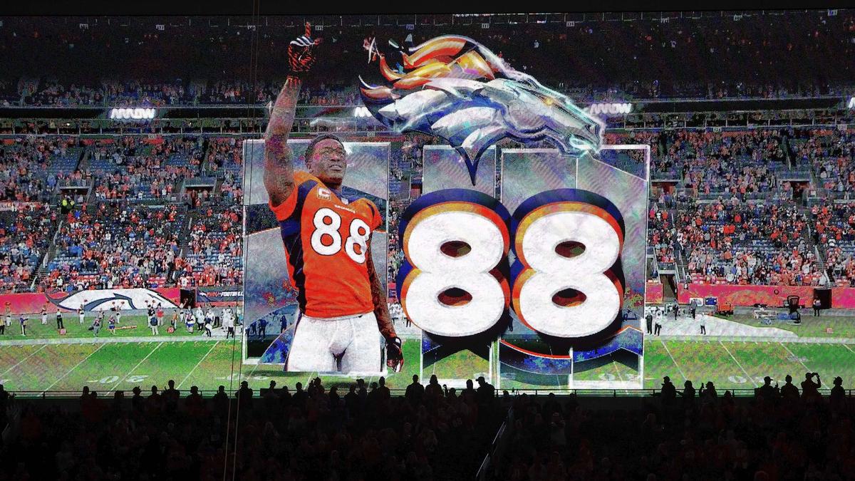 Die Denver Broncos gedenken Demaryius Thomas