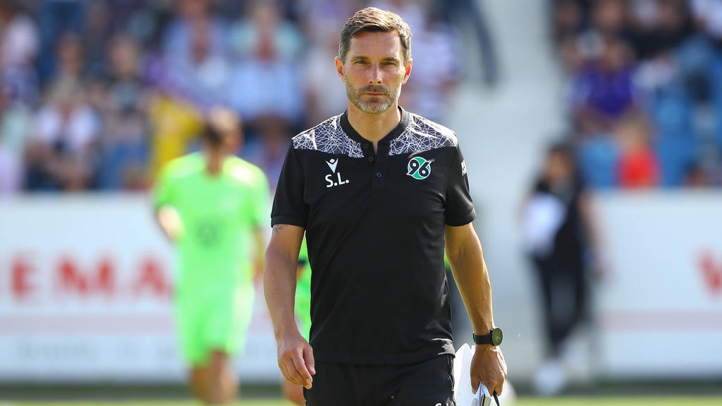 Stefan Leitl ist seit dem Sommer Trainer von Hannover 96