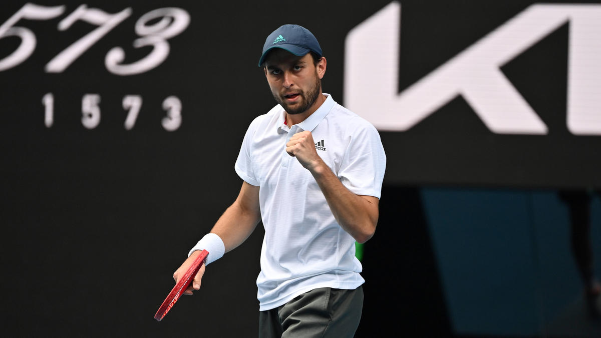 Aslan Karatsev feiert bei den Australian Open Sternstunde um Sternstunde Aslan Karatsev feiert bei den Australian Open Sternstunde um Sternstunde