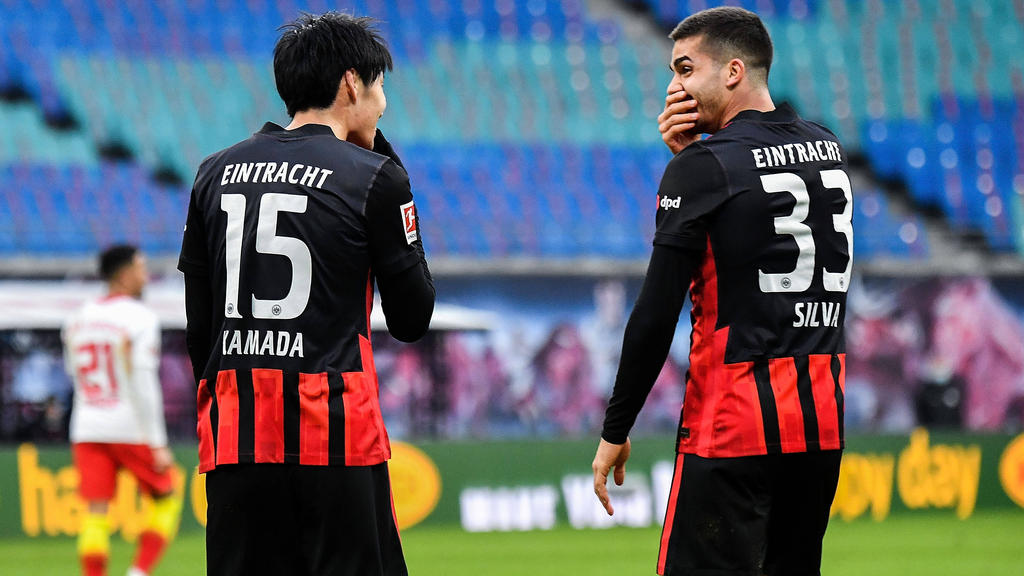 Daichi Kamada (l.) und André Silva (r.) könnten Eintracht Frankfurt im Sommer verlassen