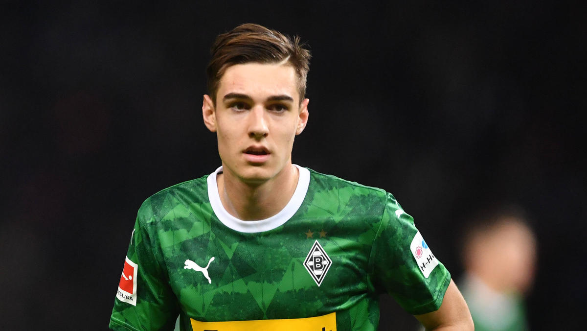 Florian Neuhaus will sich bei Gladbach weiterentwickeln Florian Neuhaus will sich bei Gladbach weiterentwickeln