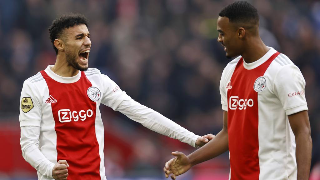 Noussair Mazraoui (l.) wechselt wohl zum FC Bayern Noussair Mazraoui (l.) wechselt wohl zum FC Bayern