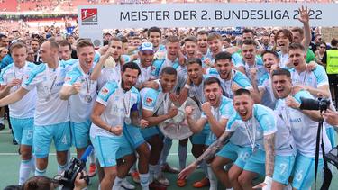 Der FC Schalke 04 ist Zweitliga-Meister