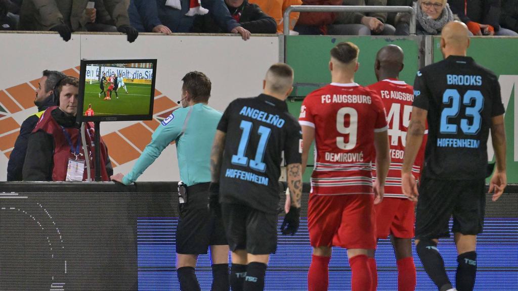 Bei FCA vs. TSG im Zentrum: Der Videobeweis Bei FCA vs. TSG im Zentrum: Der Videobeweis