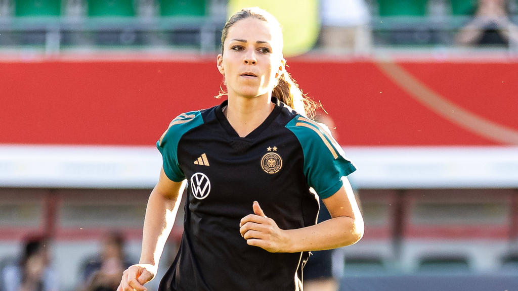 Melanie Leupolz ist als Mama im DFB-Team eine Ausnahmeerscheinung Melanie Leupolz ist als Mama im DFB-Team eine Ausnahmeerscheinung