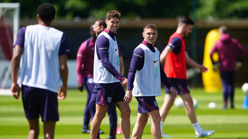 Englands Coach Gareth Southgate musste im Training auf John Stones verzichten