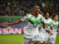Den frühen Rückstand gegen Man United gleicht Naldo für den VfL Wolfsburg aus