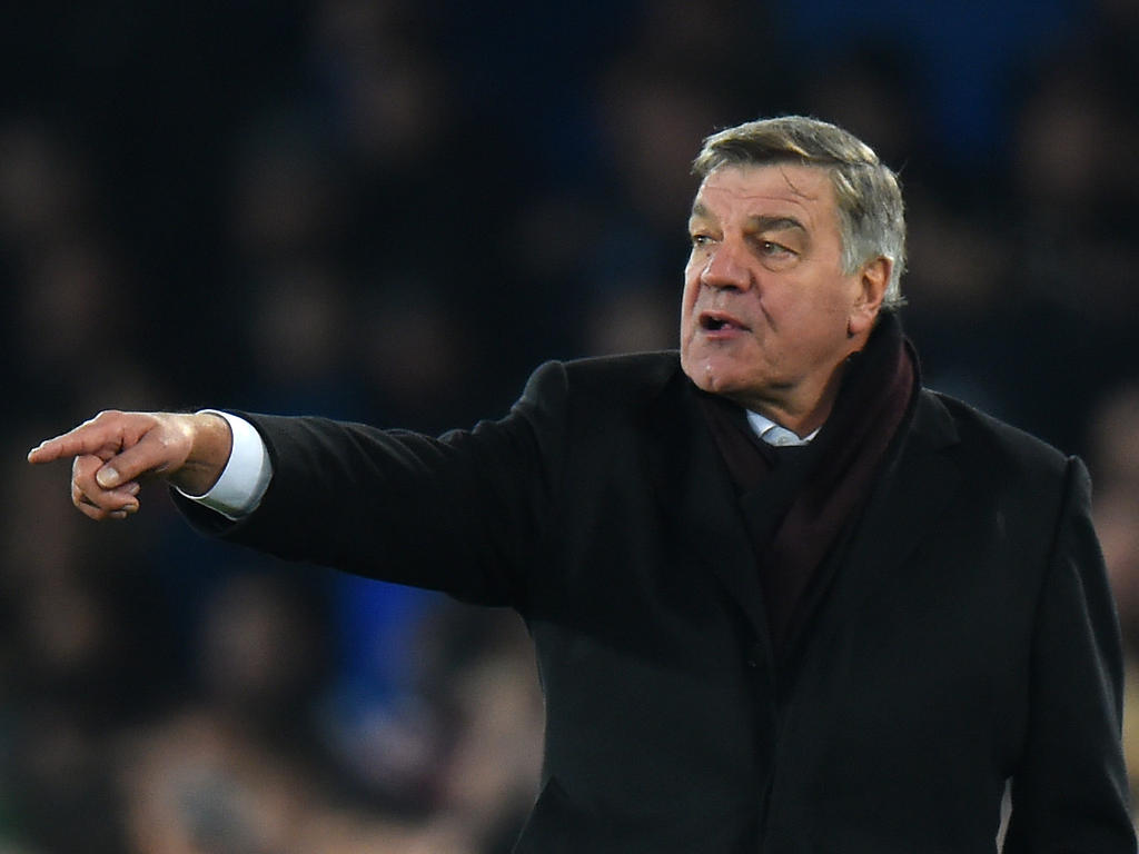 Sam Allardyce deja el banquillo del equipo de Liverpool. (Foto: Getty)