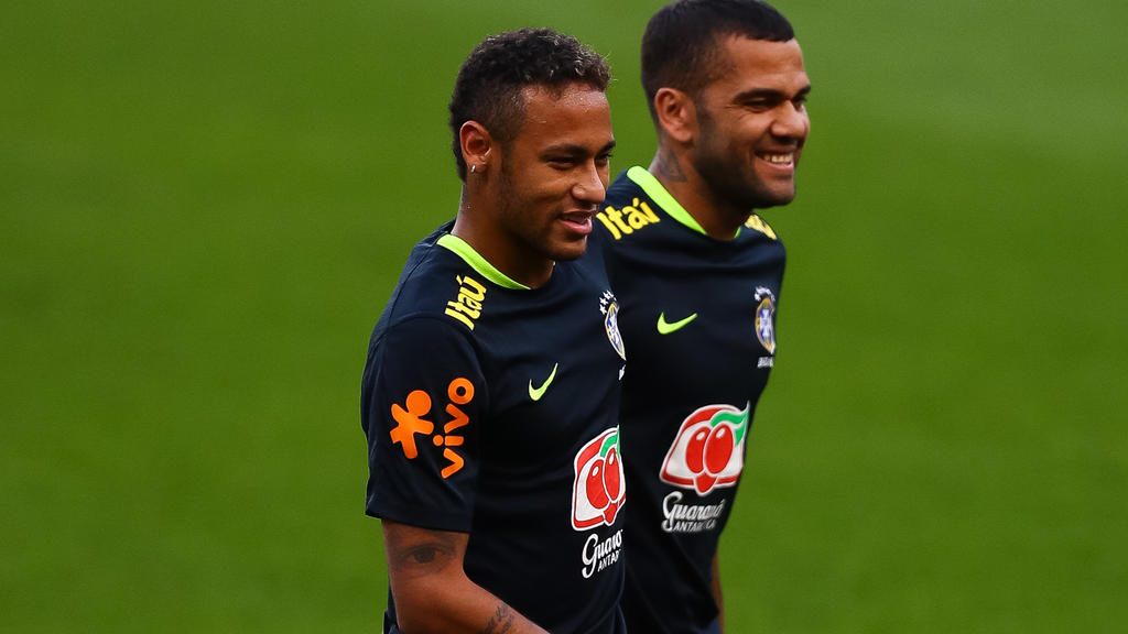 Dani Alves nimmt Neymar in Schutz
