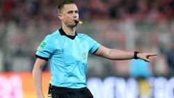 Robert Kampka gehört beim Werder-Spiel nicht zum Schiedsrichter-Gespann