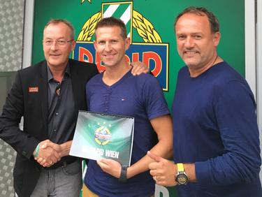 Rapid-Sportchef Fredy Bickel, der neue U16-Coach Harald Suchard und Nachwuchsleiter Willi Schuldes