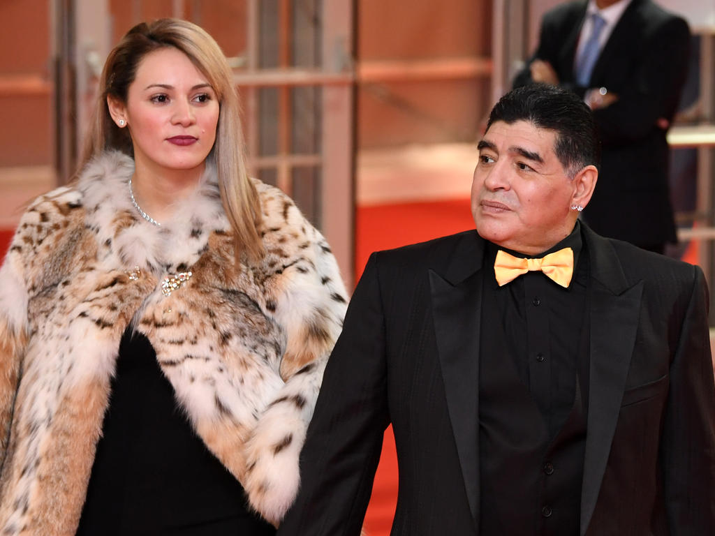 Maradona mit seiner Frau Rocia haben familiäre Sorgen