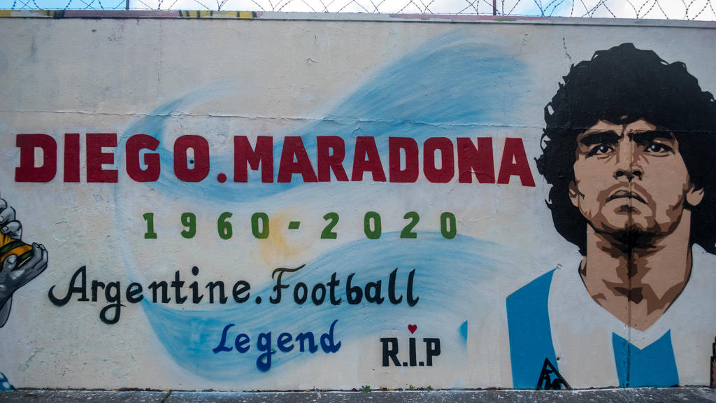 Diego Maradona wurde aus FIFA 22 entfernt Diego Maradona wurde aus FIFA 22 entfernt