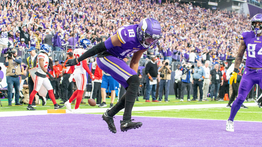 Ranking of Wide Receivers for the 2023 NFL Fantasy Draft: Tiered Analysis