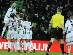 FC Groningen viert de 4-0 tijdens het bekerduel met Vitesse. (28-01-2015)