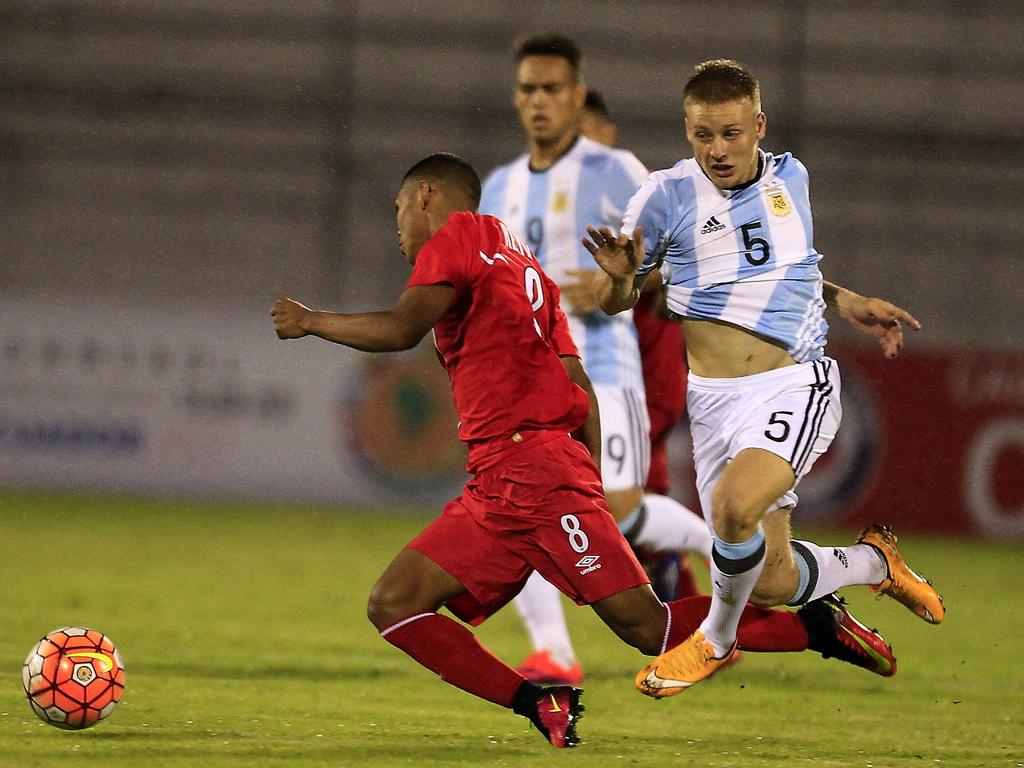 Argentina no pudo pasar del empate frente a Perú en la primera fecha. (Foto: Imago)