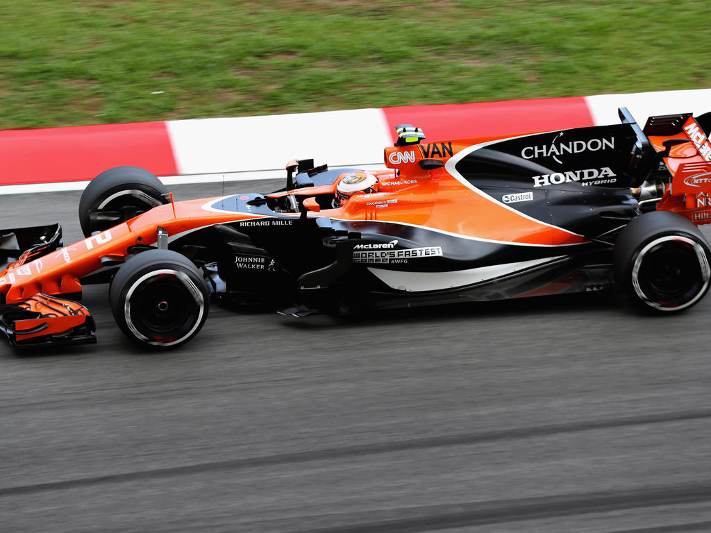 Stoffel Vandoorne bügelt Fernando Alonso, obwohl der Updates hatte Stoffel Vandoorne bügelt Fernando Alonso, obwohl der Updates hatte