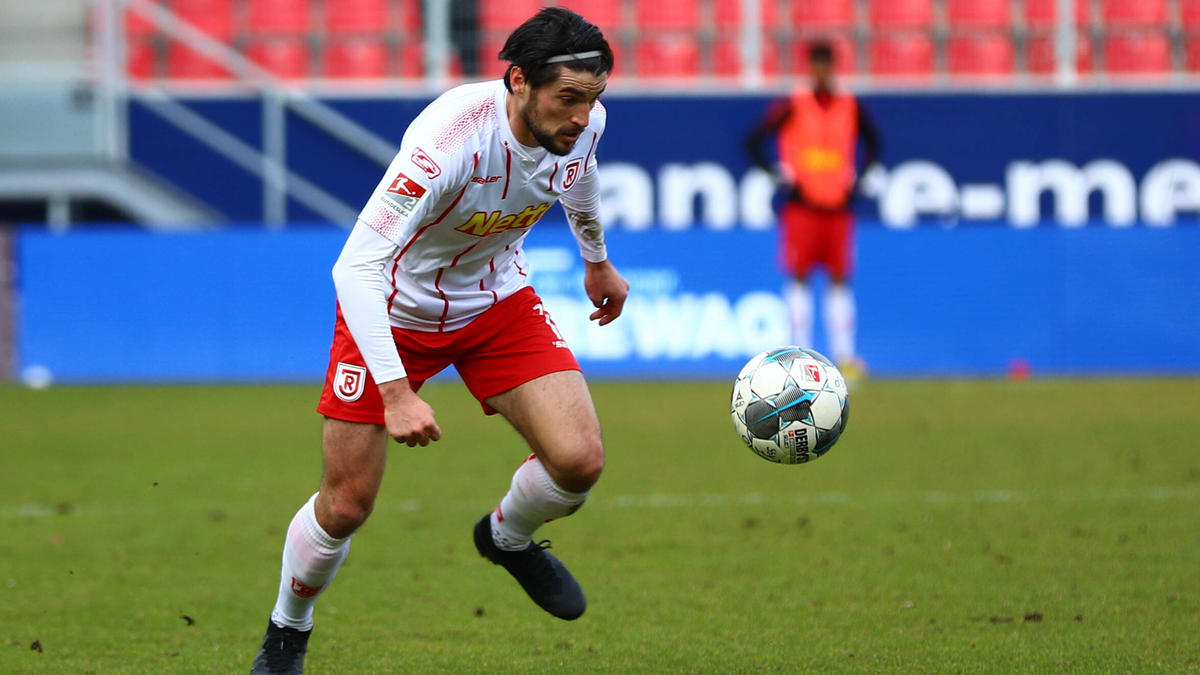 Oliver Hein beendet seine Karriere bei Jahn Regensburg Oliver Hein beendet seine Karriere bei Jahn Regensburg