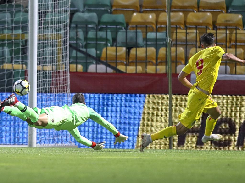 Andrei Ivan trifft nach einer knappen Stunde gegen Portugals U21. © Imago/GlobalImagens