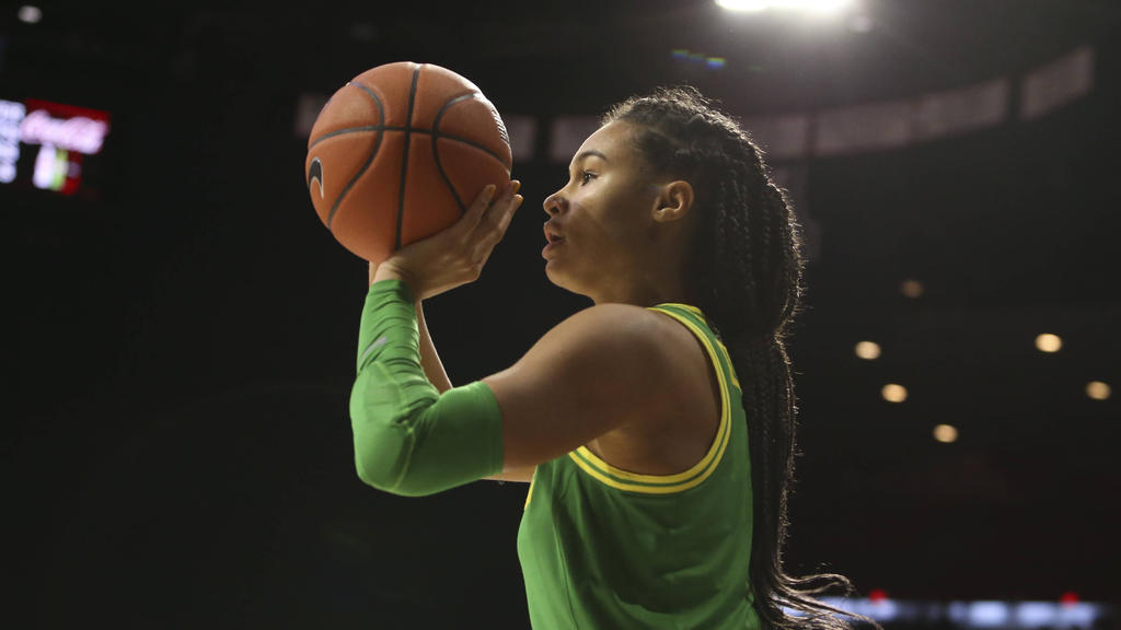 Basketball-Talent Satou Sabally wird am WNBA-Draft 2020 teilnehmen Basketball-Talent Satou Sabally wird am WNBA-Draft 2020 teilnehmen