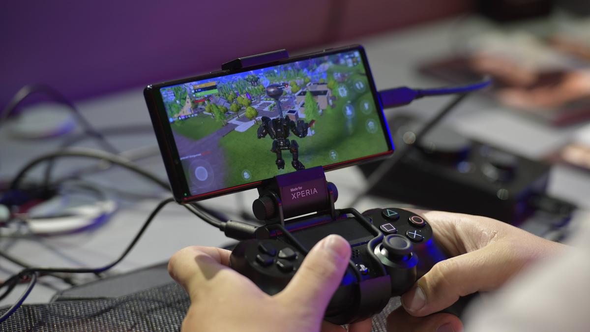 Fortnite: Kostenlose Skins und Rewards durch Reboot a Friend verfügbar Fortnite: Kostenlose Skins und Rewards durch Reboot a Friend verfügbar