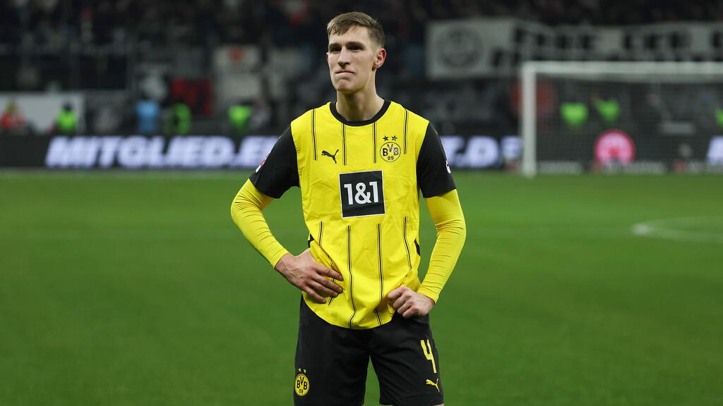 Nico Schlotterbeck sieht das Team des BVB in der Bringschuld Nico Schlotterbeck sieht das Team des BVB in der Bringschuld